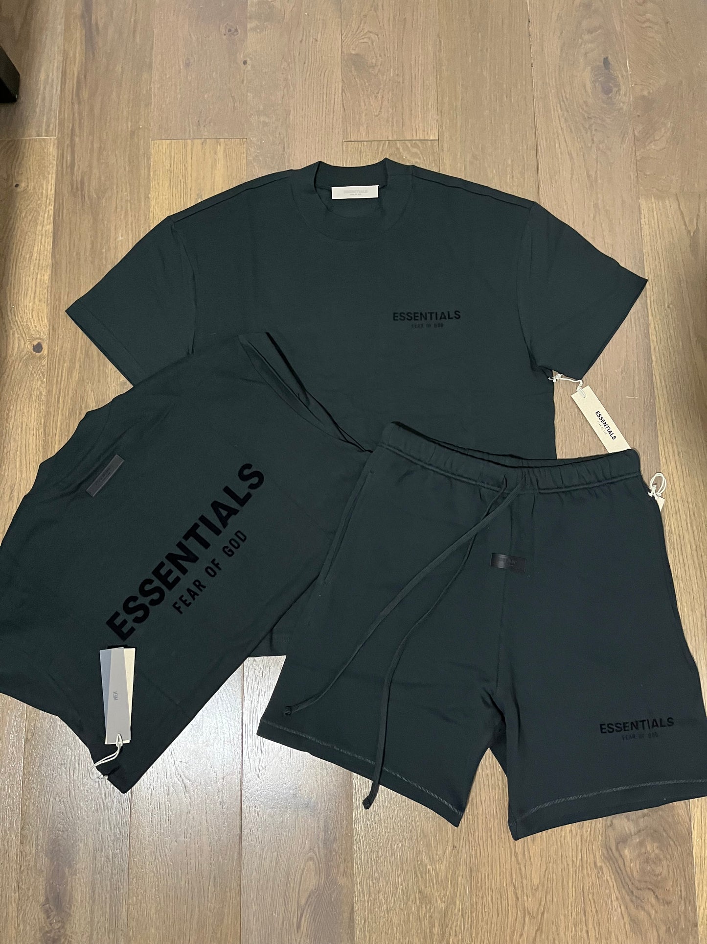 FOG Essentials SS22 Dark Stretch Limo Black Tshirt short set
