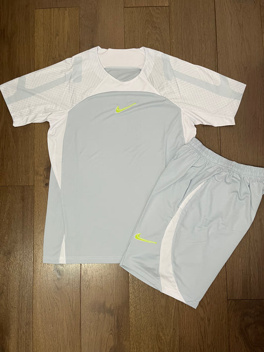 Dri-fit t-shirt short set white green