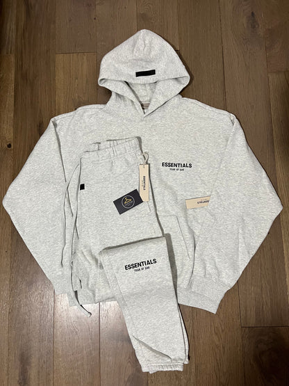 FOG Essentials SS22 Light oatmeal tracksuit