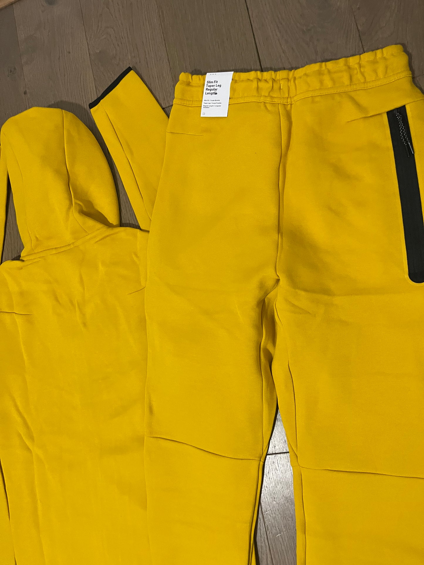 New season tech fleece yellow black