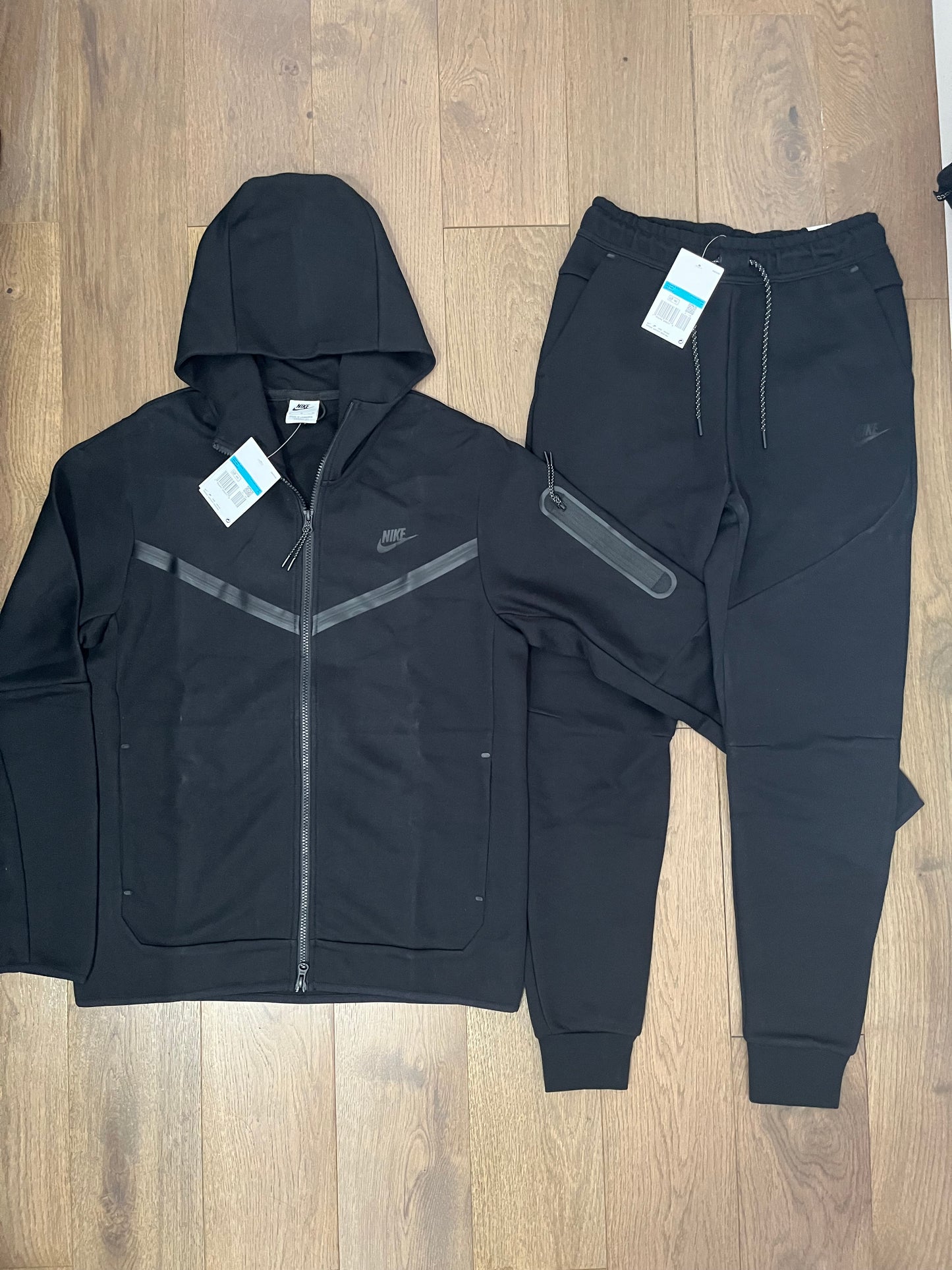 Tech Fleece New season black tracksuit