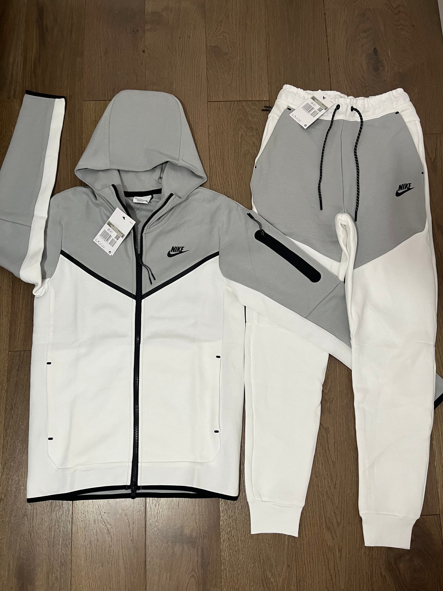 New season tech fleece grey white tracksuit