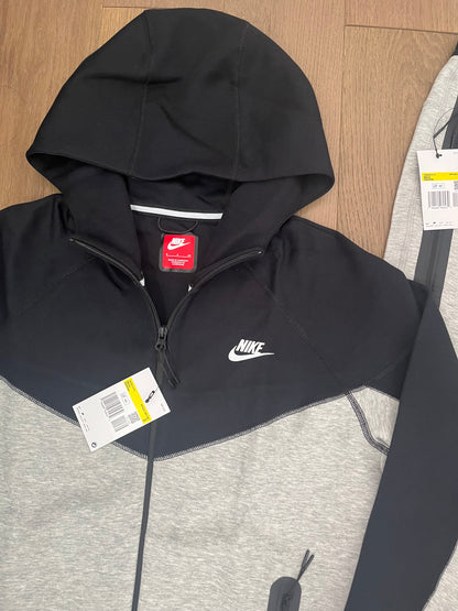 Tech Fleece New season black grey tracksuit